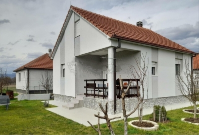 Jednosobna namještena kuća 50m2, Spuž,Danilovgrad