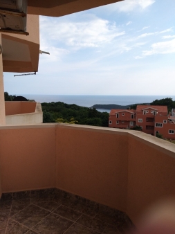 Apartman, iznad plaže Jaz, pogled na more, povoljno
