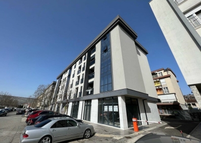 Za izdavanje poslovni prostor 100m2, Nova Dalmatinska, Podgorica