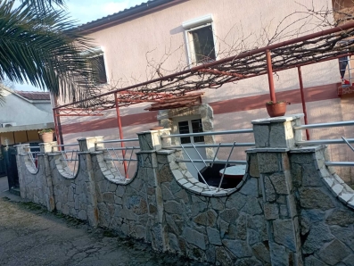 Za prodaju kuća 90m2, Gornja Gorica, Podgorica