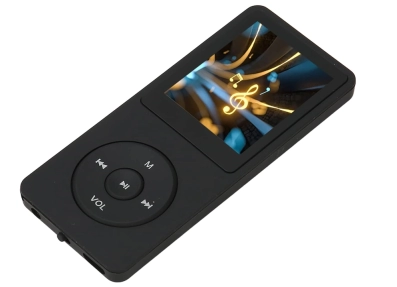 MP3 MP4 plejer, 32GB memorije + slusalice