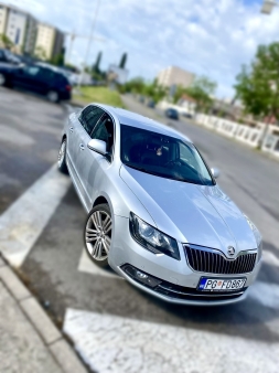 Škoda Superb Elegance 2.0 TDI 6 AG