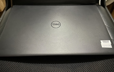 Laptop - Dell Vostro 3525