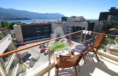 Budva,Gospostina-luksuzan dvosoban apartman 75m2 sa pogledom na more