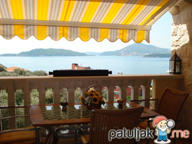 Luksuzan četvorosoban stan sa pogledom na more, Przno